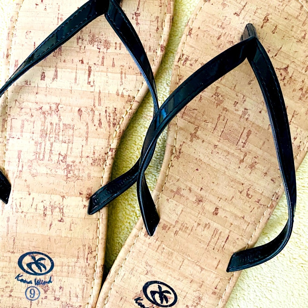 Kona Wind Flat Slipper Sandal
